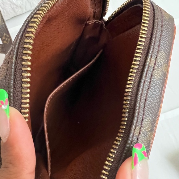 Authentic Louis Vuitton Danube - Picture 6 of 15